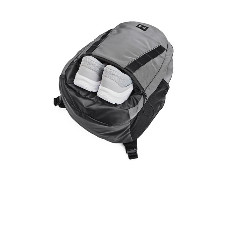 UNDER-ARMOUR-MOCHILA-HUSTLE-SIGNATURE