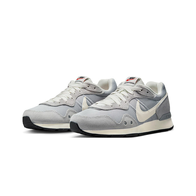 NIKE-ZAP-WMNS-VENTURE-RUNNER
