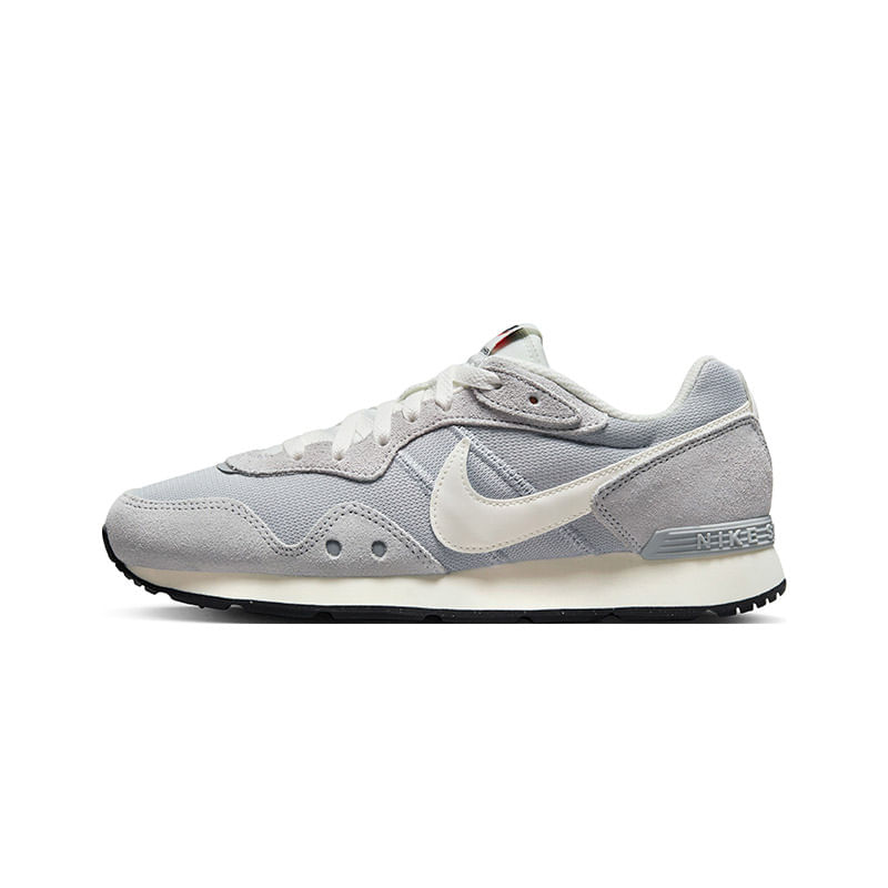 NIKE-ZAP-WMNS-VENTURE-RUNNER