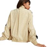 PUMA-CHAQUETA-T7-TREND-7ETTER-WOVEN-AOP