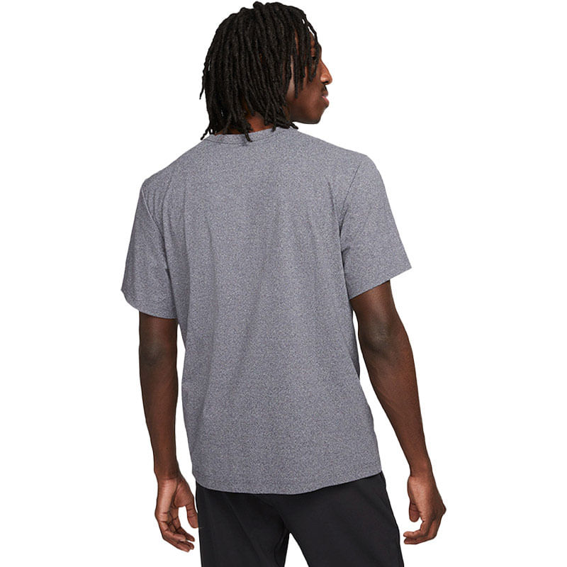NIKE-POLERA-M-UNIVERSAL-CORE-SS10