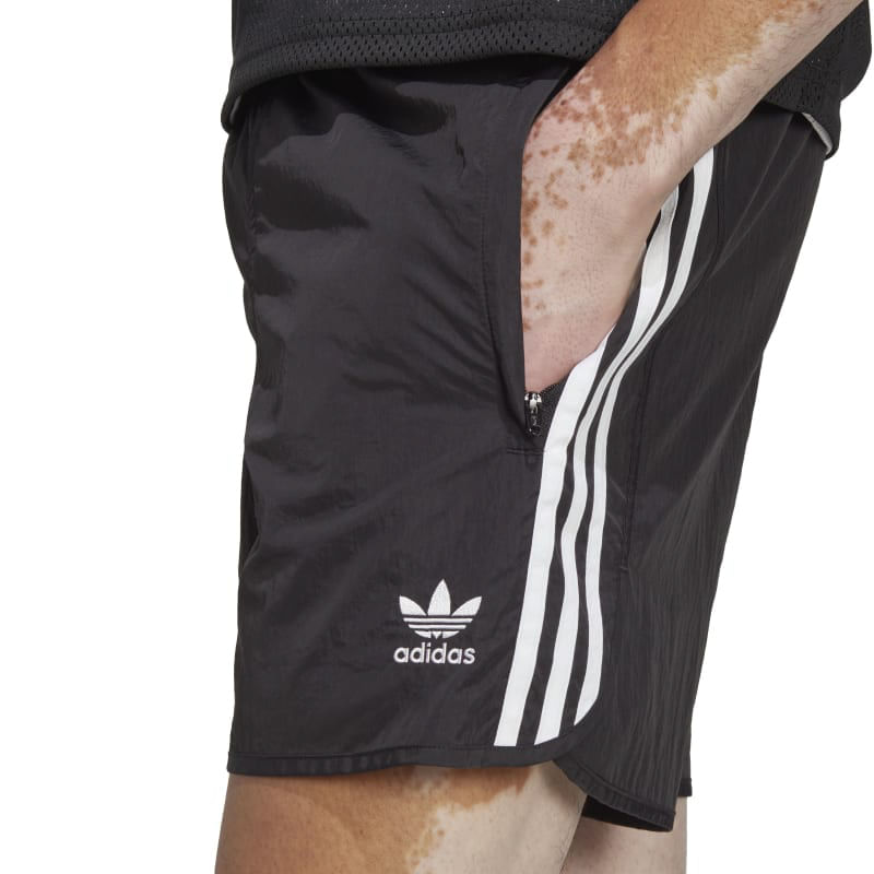 ADIDAS-SHORT-SPRINTER