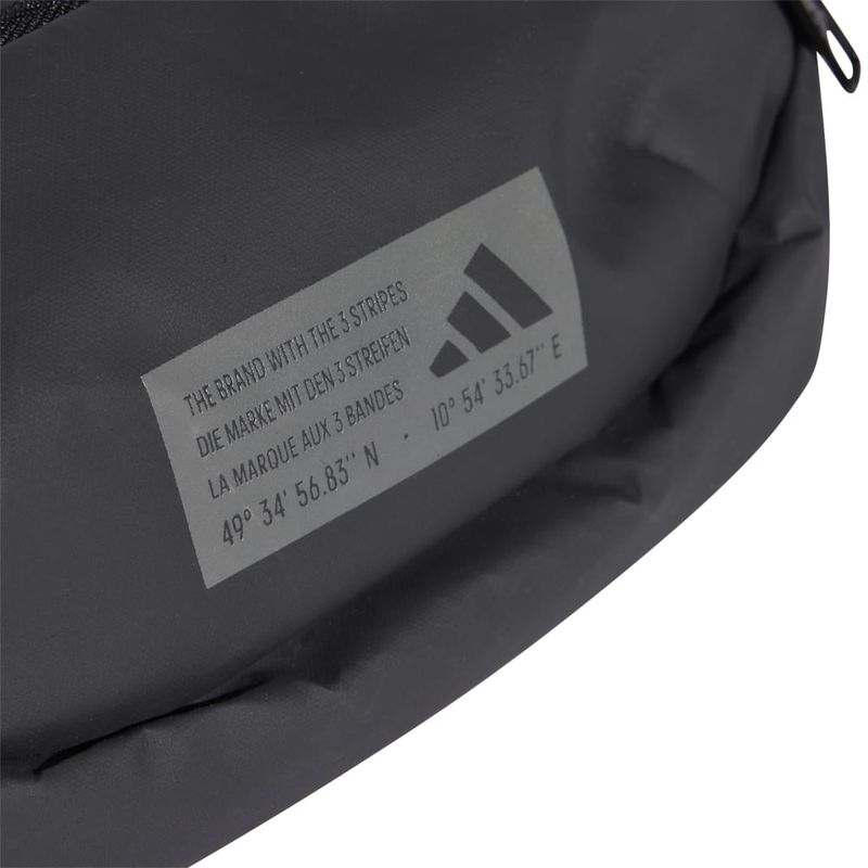 IT4588