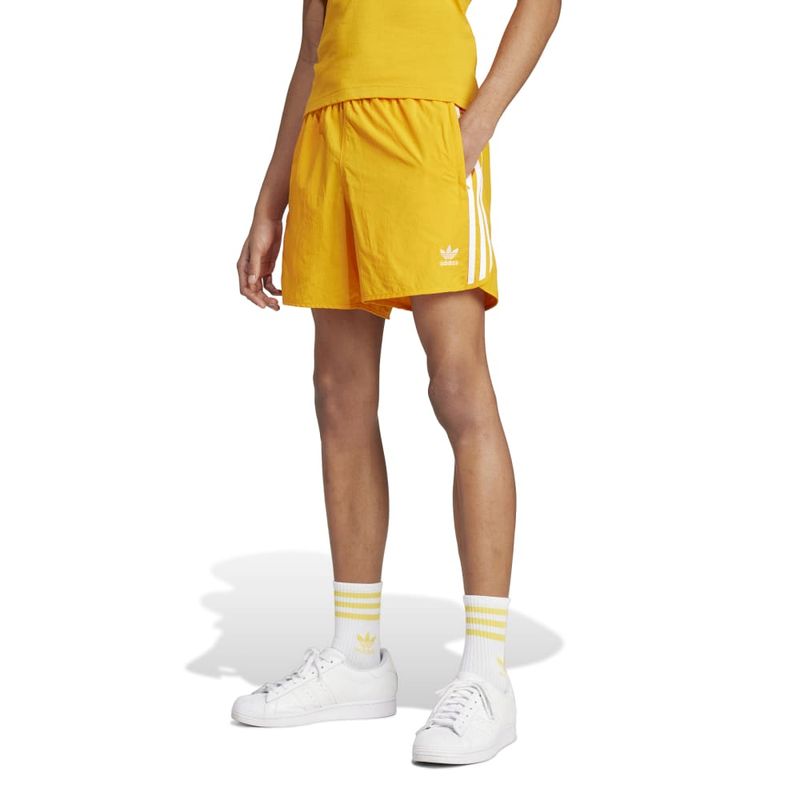 IZ2418_3_APPAREL_On-Model_Standard-View_white