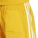 IZ2418_6_APPAREL_On-Model_Detail-View-1_white