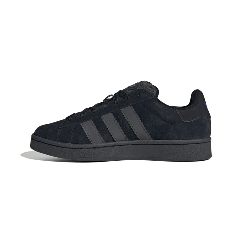 ID2064_5_FOOTWEAR_Photography_Side-Medial-Center-View_white