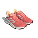 GV9142_6_FOOTWEAR_Photography_Front-Lateral-Top-View_white