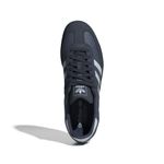 ID1454_3_FOOTWEAR_Photography_Top-Portrait-View_white