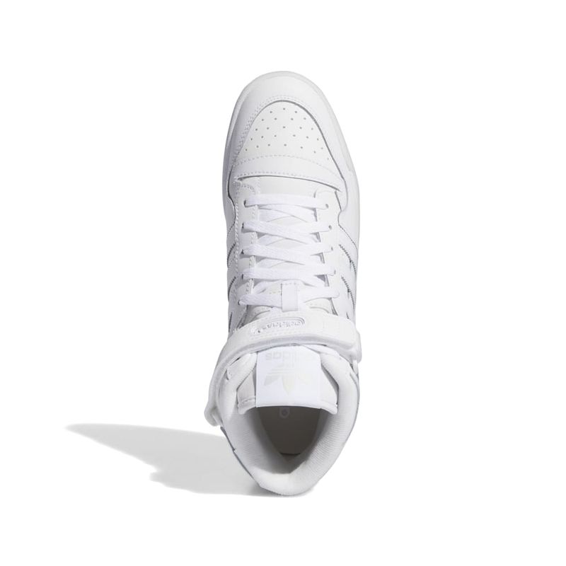 IG3754_3_FOOTWEAR_Photography_Top-Portrait-View_white