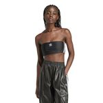 IX7823_3_APPAREL_On-Model_Standard-View_white