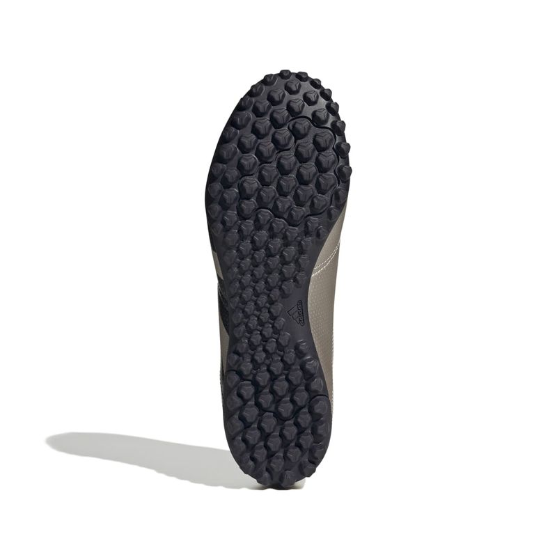 IF6398_3_FOOTWEAR_Photography_Bottom-View_white