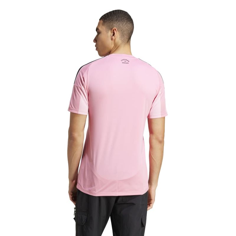 JJ1392_4_APPAREL_On Model_Back View_white.jpg