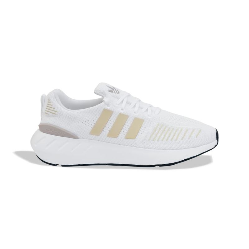 GZ9363_1_FOOTWEAR_Photography_Side Lateral Center View_white.jpg