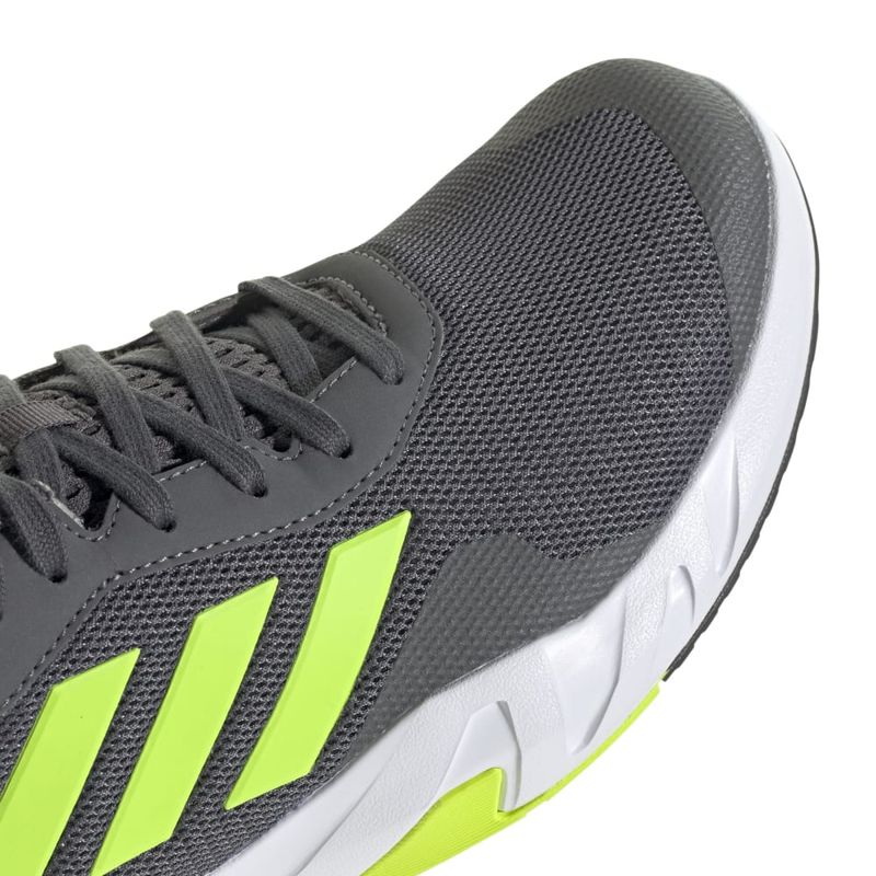 IF0955_9_FOOTWEAR_Photography_Detail View 2_white.jpg
