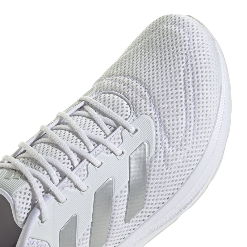 IE6152_8_FOOTWEAR_Photography_Detail View 1_white.jpg