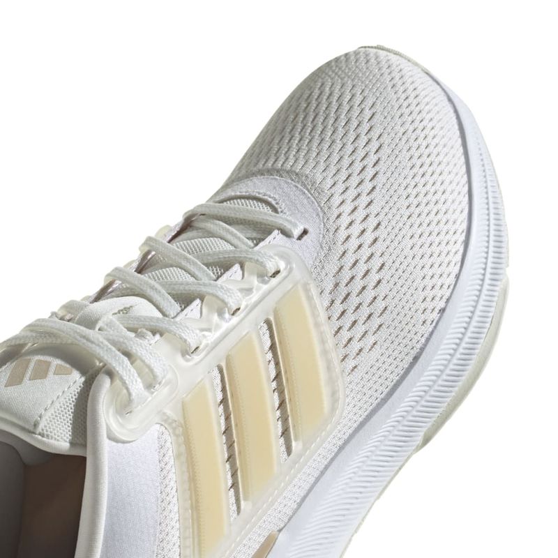 IE0725_8_FOOTWEAR_Photography_Detail View 1_white.jpg