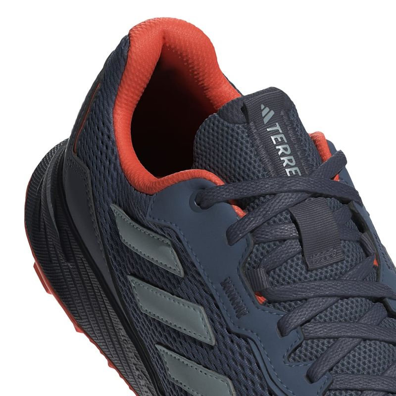 IE5908_9_FOOTWEAR_Photography_Detail View 2_white.jpg