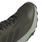 IE5911_8_FOOTWEAR_Photography_Detail View 1_white.jpg