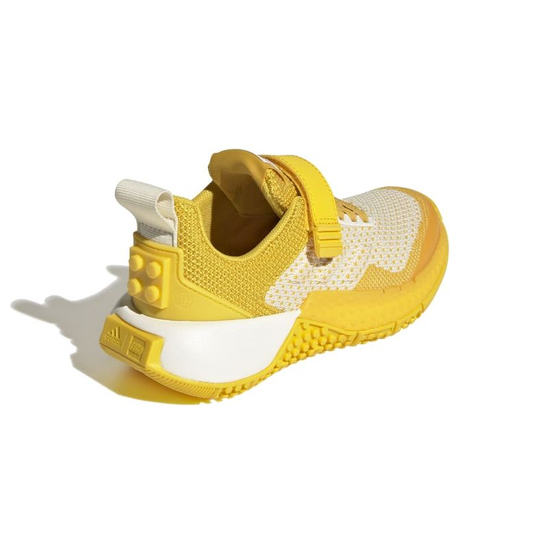 GZ2414_7_FOOTWEAR_Photography_Back Lateral Top View_white.jpg