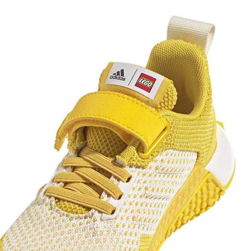 GZ2414_9_FOOTWEAR_Photography_Detail View 2_white.jpg