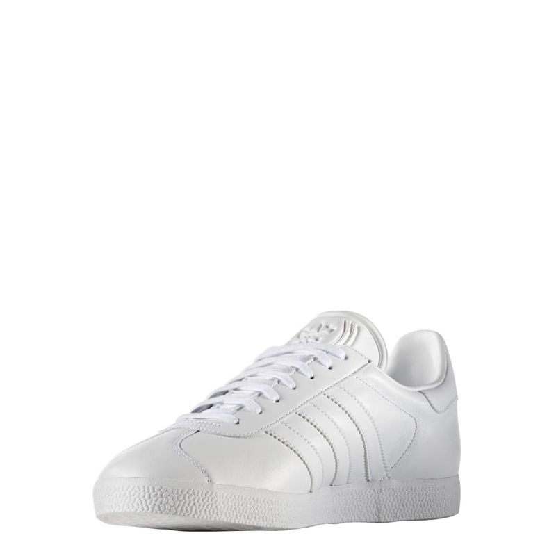 BB5498_4_FOOTWEAR_Photography_Front Medial View_white.jpg