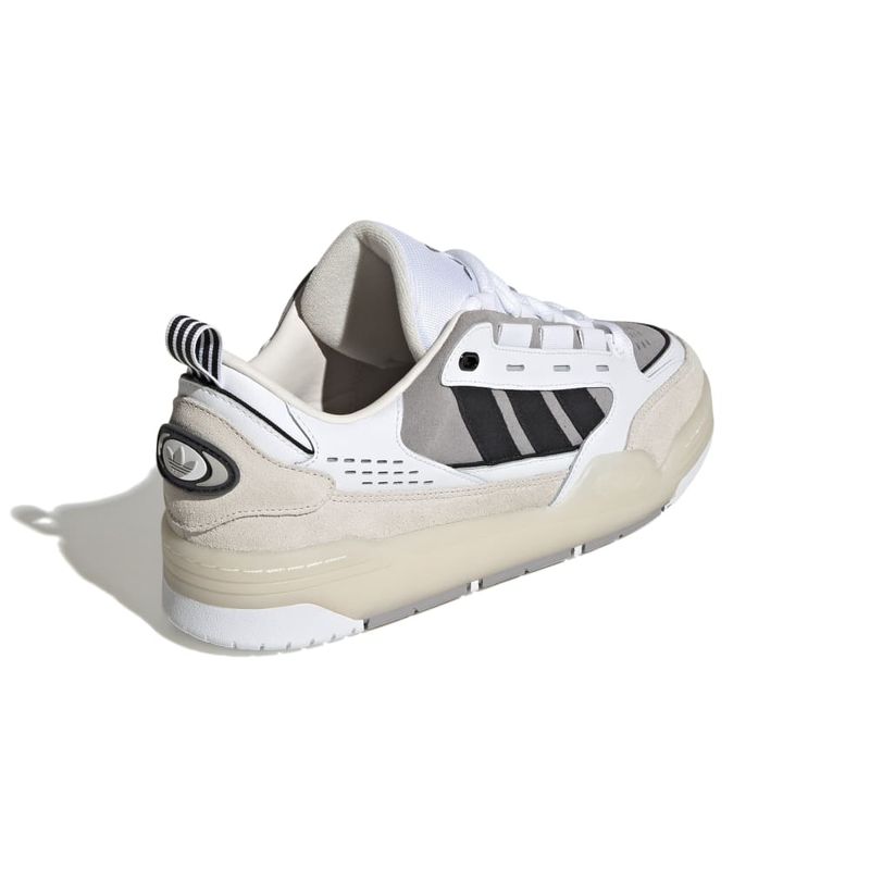GV9544_7_FOOTWEAR_Photography_Back-Lateral-Top-View_white.jpg