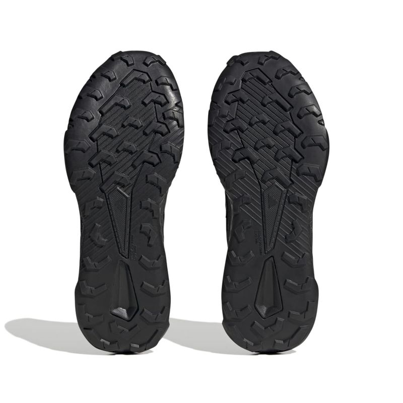 IF0553_4_FOOTWEAR_Photography_Bottom View_white.jpg