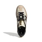 ID0478_3_FOOTWEAR_Photography_Top Portrait View_white.jpg