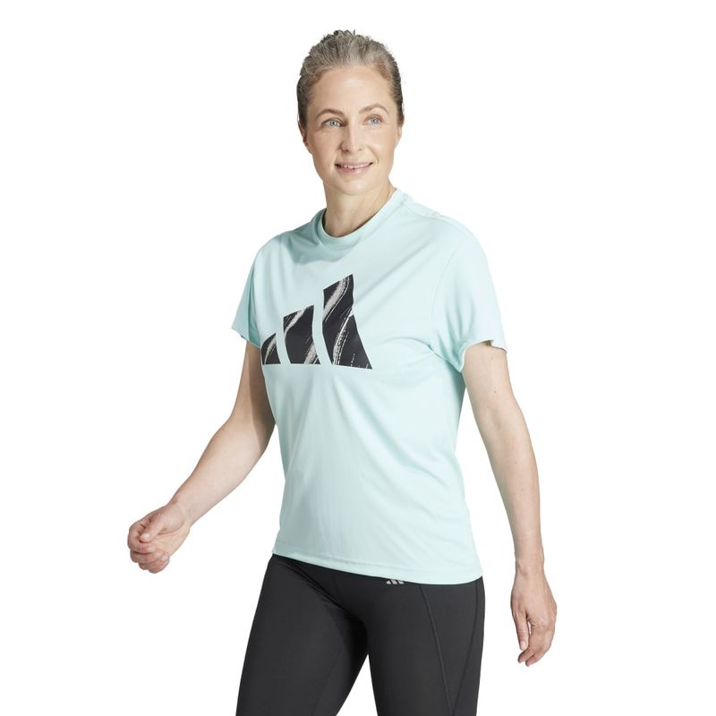 IL4747_3_APPAREL_On Model_Standard View_white