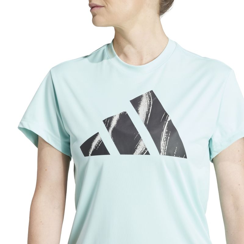 IL4747_7_APPAREL_On Model_Detail View 1_white