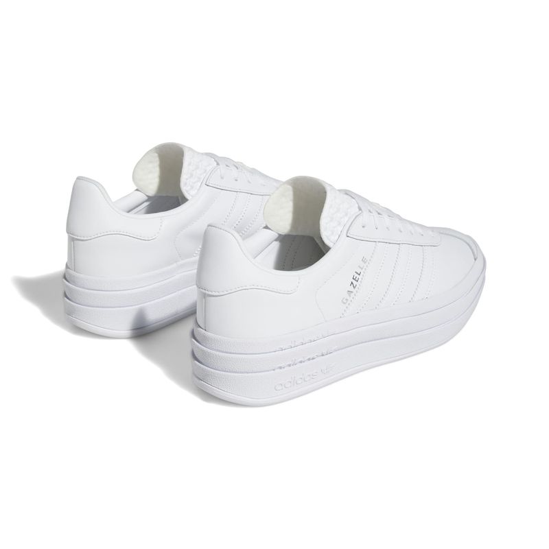 IE5130_7_FOOTWEAR_Photography_Back Lateral Top View_white