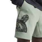 JI5722_7_APPAREL_On Model_Detail View 2_white