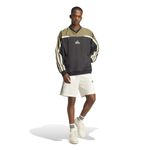 JD5395_5_APPAREL_On Model_Walking View_white